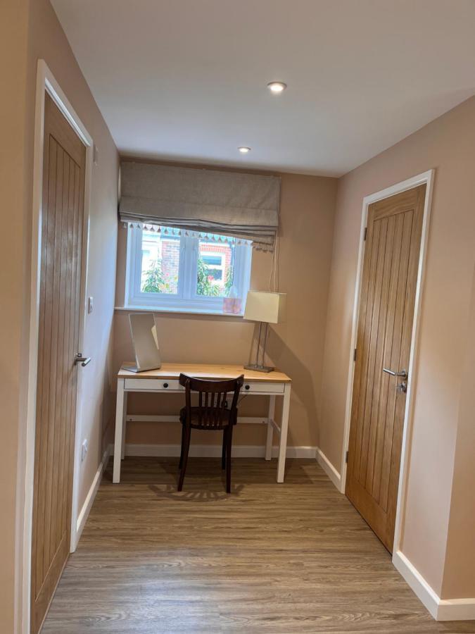 Ferienwohnung The Piggery Chichester Exterior foto