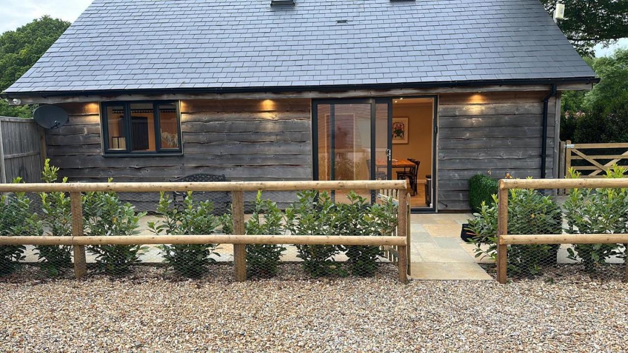 Ferienwohnung The Piggery Chichester Exterior foto